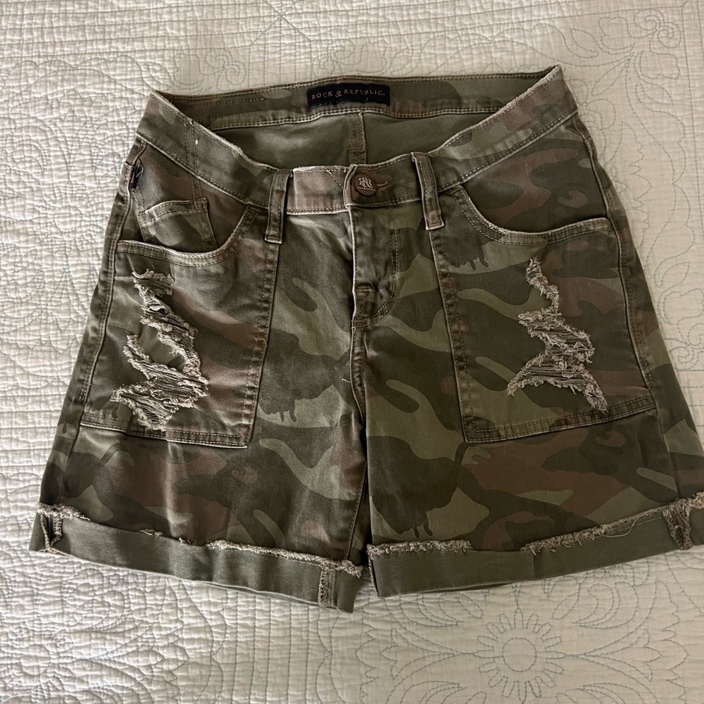 Rock & Republic army denim shorts